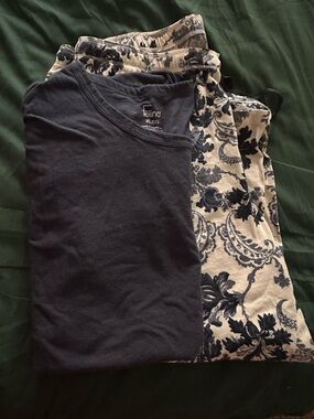 Women’s Felina Navy Short Sleeve Crew Neck Tee with Patterned Lounge Pants